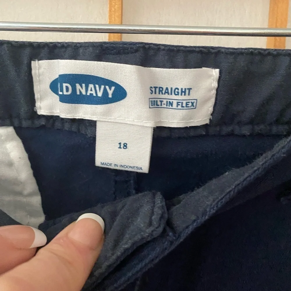 Old Navy boy's size 18 uniform pants tech straight built-in-flex navy blue NEW